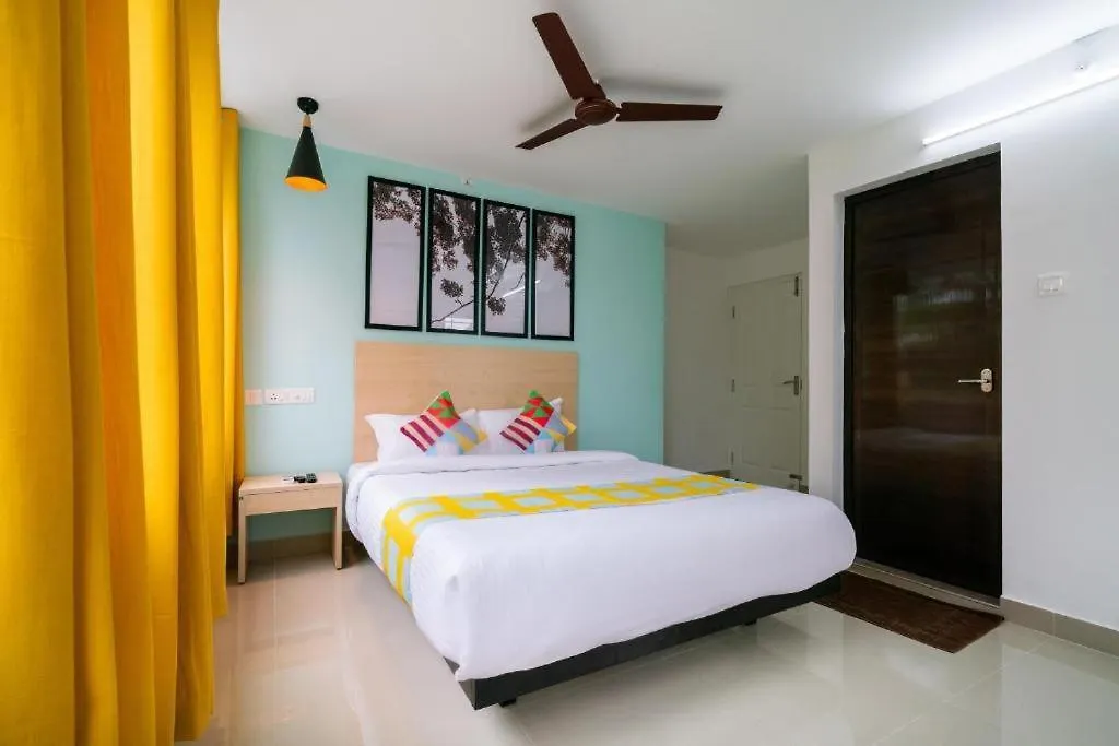 Flamingo Suites Kochi 2*,